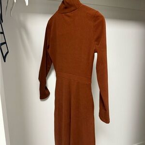 Elegant Brown/orange Turtleneck Dress